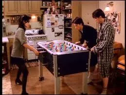 Qui joue le mieux au baby-foot ?