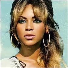 Qui est cette chanteuse ?