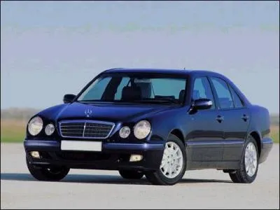Mercedes-Benz E-Class E210