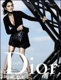 Comment s'appelle l'actrice qui a tourne une pub pour Dior ?