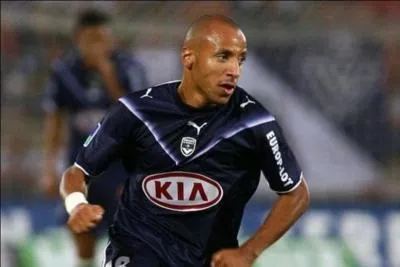 Ah ton prnom c'est...