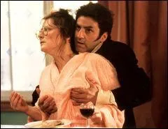 Quel objet Abar fait-il apparatre dans  Ma vie est un enfer  ?