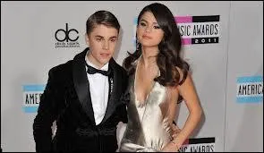 Quel est ce couple de stars ?