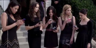 Episode 1 : Qui dit cette phrase  Mais rappelez-vous, nous sommes les gentils. Juste ici, pour dcouvrir la vrit.   ?