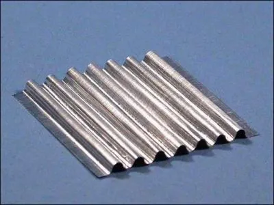 Elle peut tre gaufre, perfore ou ondule, et est obtenue par laminage d'un mtal. Que mettre devant  ole  pour crire son nom ?