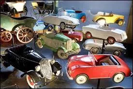 Je vous emmne dans la Cit de l'Automobile. Dans quelle ville Alsacienne serons-nous ?