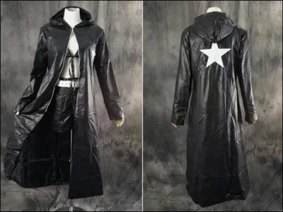 Cet objet est un cosplay d'un autre personnage. Mais de quel manga ?