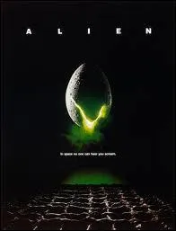 Comment s'appelle l'androde du premier volet de  Alien  ?