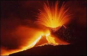 D'où vient le terme  volcan  ?