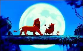Quelle chanson Timon, Pumba et Simba entonnent-ils dans Le Roi lion ?