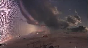 Des camras filmant tout vingt-quatre heures sur vingt-quatre, et surtout la vie d'un homme depuis sa naissance. Quel est ce film ?