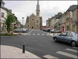 Nous commenons par visiter la commune Bretonne de Broons. Elle se situe dans le dpartement ...
