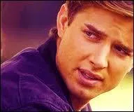 Comment s'appelle le frre d'Alison ?