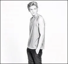 Quel est le deuxime prnom de Cody Simpson ?