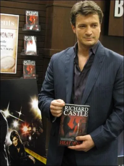 La seconde ex-pouse de Castle, GIna, est aussi encore  ce jour son ditrice. Que va-t-elle lui proposer de trs allchant, mais que Castle va finir par dcliner pour rester prs de Kate ?