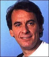   Y avait ce grain de lumire qu'on ne voit qu'au bord du dsert  