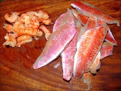 Et un petit Madiran rouge avec les ----- accompagns d'crevisses en brochettes. Quels sont ces poissons sur la photo ?