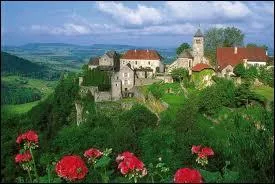 Je vous emmne  Chteau-Chalon, commune Jurassienne labellise Plus Beaux Villages de France. Nous serons donc en rgion ...