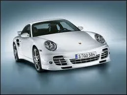 Comment s'appelle cette voiture ?