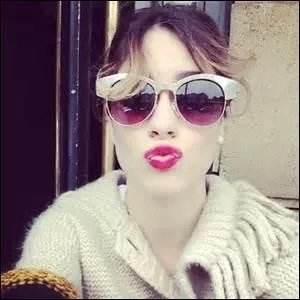 Combien a-t-elle de surs ou frres ?