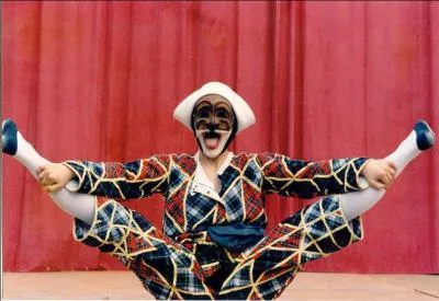 Un acteur qui a un trou de mmoire utilise quels subterfuges pour se sortir du ptrin ?