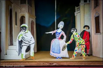 Hritiers d'une grande tradition, les comdiens incarnent des rles types comme dans les comdies de...