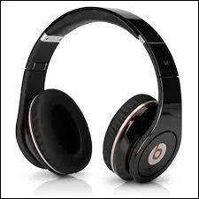 Qui chante More Than Friends ?