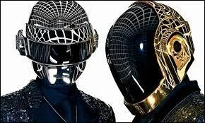 Comment se nomme la chanson du moment de Daft Punk (septembre 2013) ?