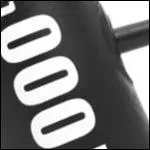 Qu'est-ce-que Laura utilise pour punir Nicky ?