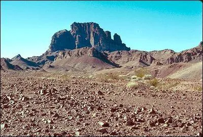Quel est le dsert amricain aux paysages magnifiques, dont le nom voque un canyon culte ?
