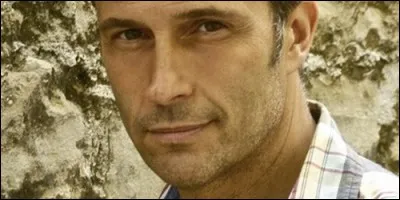 Avec qui Frank, le cousin de José, va-t-il avoir une liaison ?