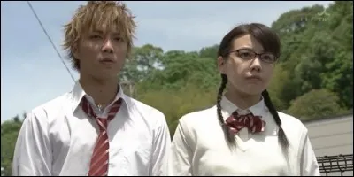 Daichi Shinagawa est le pire voyou du lycée. Personne ne s'approche de lui, sauf Hana Adachi, la déléguée de classe. En réalité, Hana est une ancienne délinquante reconvertie. Dans quel drama Daichi va découvrir la véritable identité de Hana ?