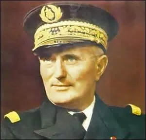 N le 7 aot 1881  Nrac (Lot-et-Garonne), amiral et homme politique, ministre de la Marine du 1er gouvernement du marchal Ptain puis de fvrier 1941  avril 1942 chef du gouvernement de Vichy, je me rallie avec rticence aux allis lors de la prise d'Alger, je suis assassin le 24 dcembre 1942 par un jeune tudiant monarchiste, Fernand Bonnier de la Chapelle, je suis ...