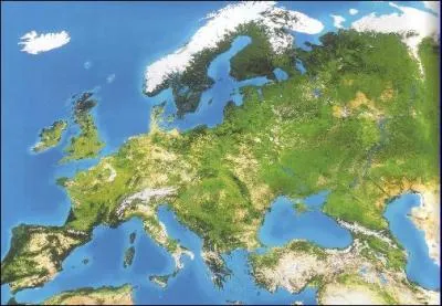 Quel continent apparat sur cette image satellite ?