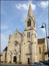 Voici l'glise Saint Jean-Baptiste, dans la commune aquitaine de Cocumont. Elle se situe dans le dpartement n