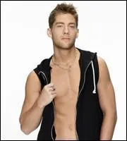 Quel danseur fait son arrive comme partenaire de Tal ?