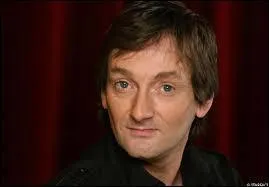 Bien qu'il soit homosexuel, Pierre Palmade a décidé en 1995 de se marier avec...