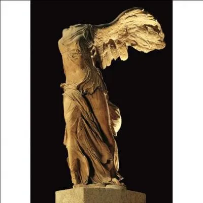 Pourquoi la clbre statue sans tte s'appelle-t-elle  Victoire de Samothrace  ?