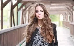 Quelle chanson interprte-t-elle en duo avec Diegos Ramos dans l'pisode 28 ?