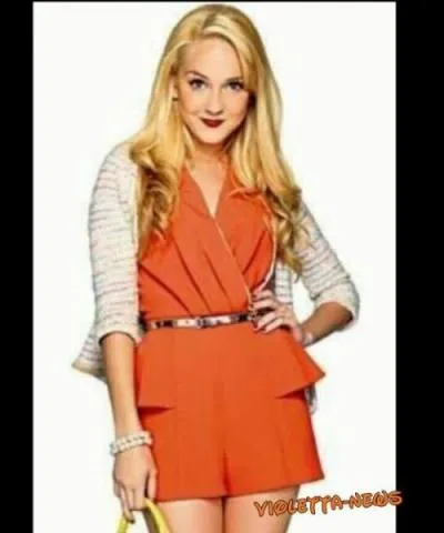 Ludmila va tre gentille avec :