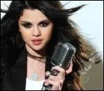 Laquelle de ces chansons ne figure pas dans son 3e album ?