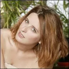 Qui est cette femme qui a des problmes dans son couple ?