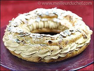 Cette ptisserie praline reprsente une roue en rfrence  une course cycliste bien connue. C'est... ... cr  :