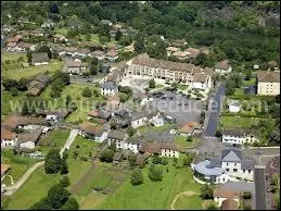 La commune limousine de Condat-sur-Vienne se situe dans le dpartement ...