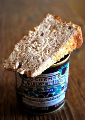 Grce aux fruits de  l'arbre  pain , on peut dguster ce dlicieux gteau qui est :