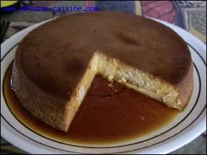 Dessert dominical, il est considr comme  plat du pauvre  car  base de pain rassis. Compos galement de lait, d'ufs et de sucre, il est aromatis au zeste de citron de cette le o il est un dessert traditionnel. C'est :