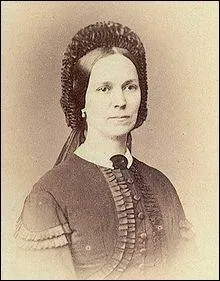 Victoire Lodile Bra (1824-1900) a choisi comme pseudonyme Andr Lo. Elle s'intresse de trs prs  la condition des femmes en France. Ces ides sont d'ailleurs toujours d'actualit. Mais quelle est l'origine de ce pseudo ?