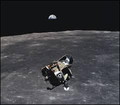 Quand Apollo fut-il en orbite lunaire ?