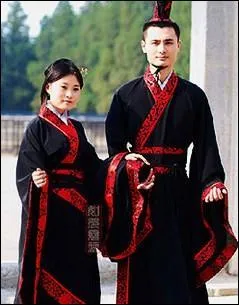 Le hanfu fut port bien aprs la fin de la dynastie Han, puis fut interdit au XVIIIe sicle. Que se passa-t-il en 1644 ?