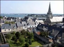 Je vous emmne en Bretagne,  Locmiqulic. Nous serons dans le dpartement ...